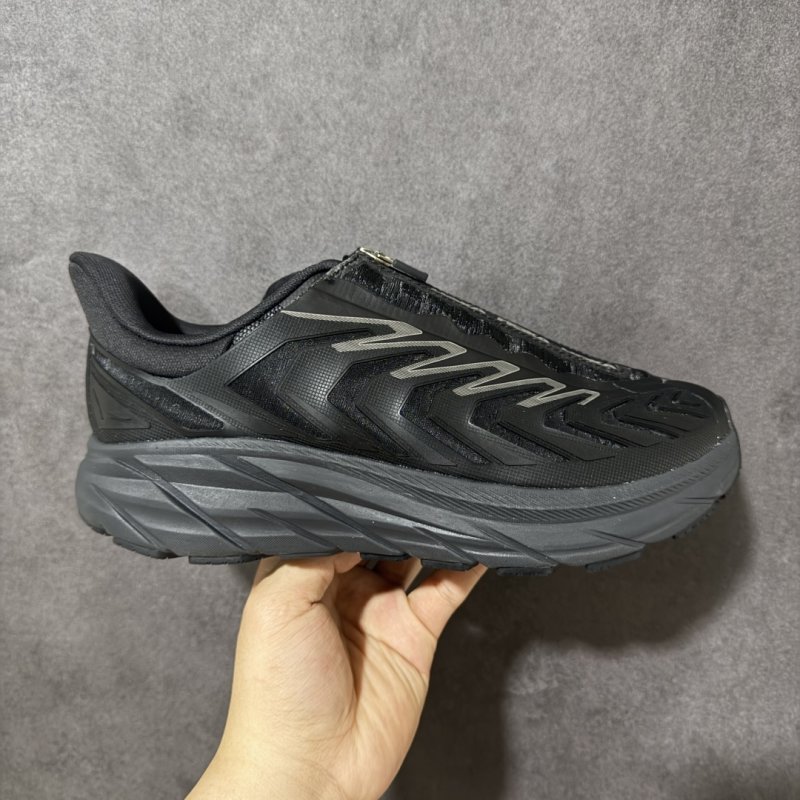 Hoka One One Project Clifton