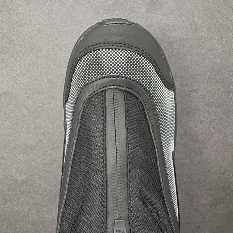Hoka One One Project Transport view