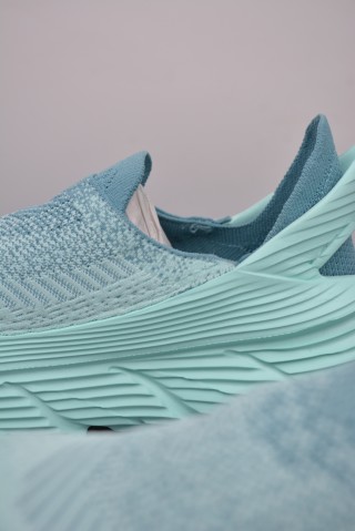 Hoka One One Restore TC view 8