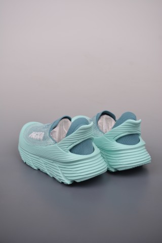 Hoka One One Restore TC view 2
