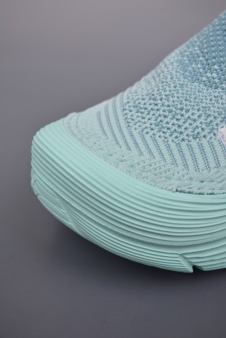 Hoka One One Restore TC view 6