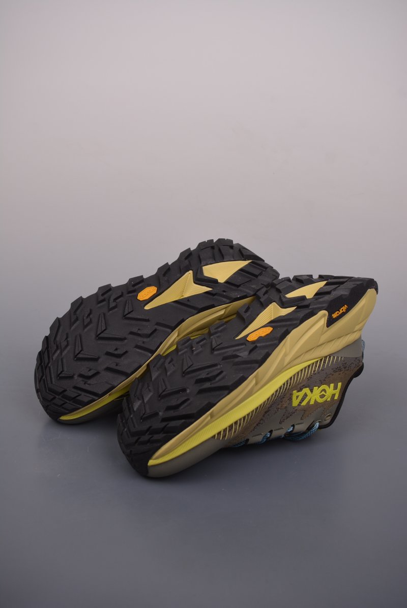 Hoka One One Skyline-Float X view