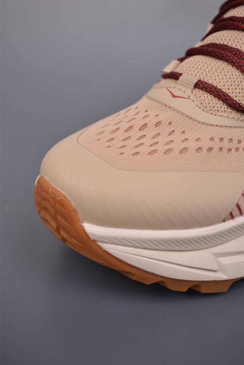 Hoka One One Skyline-Float X view
