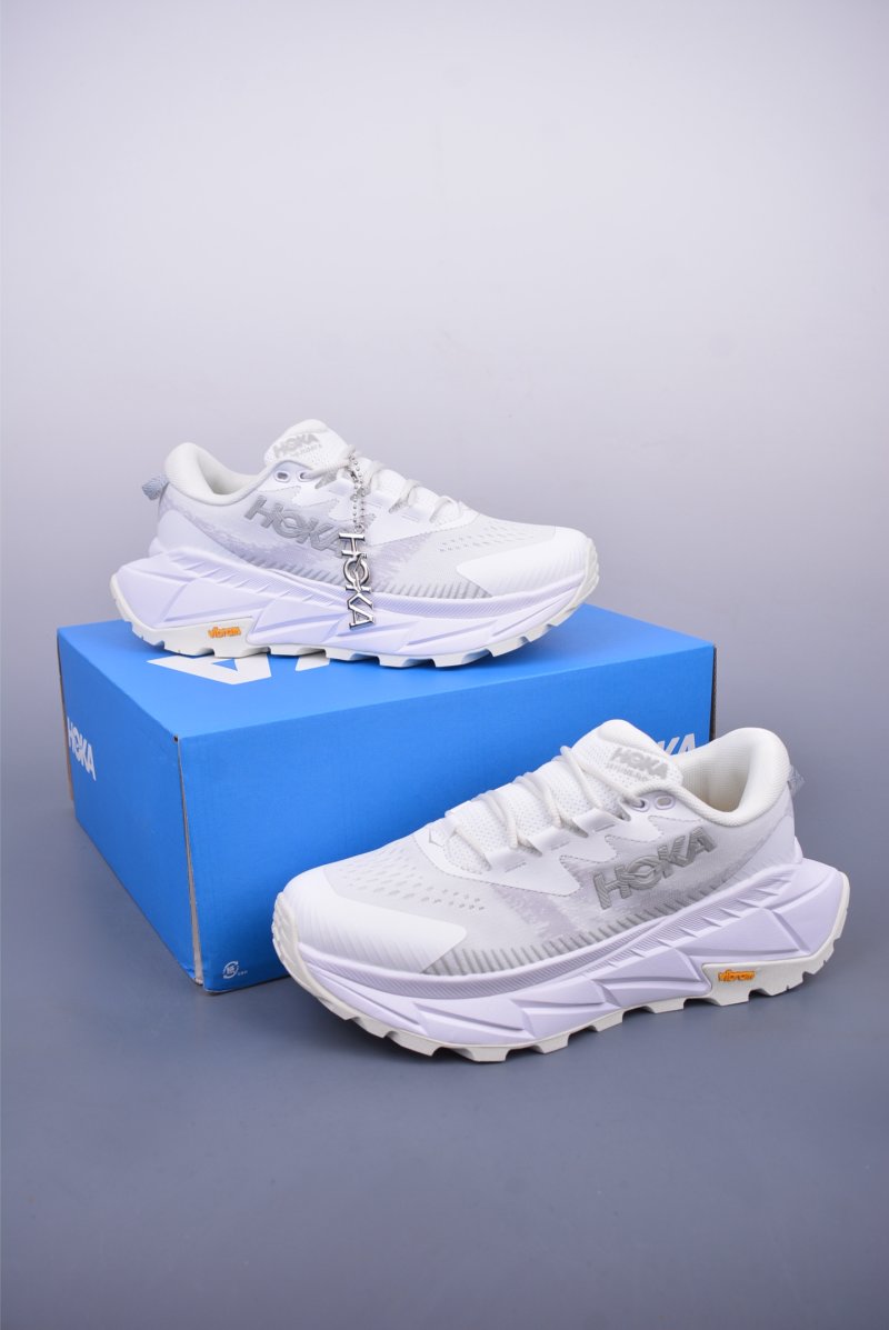 Hoka One One Skyline-Float X view