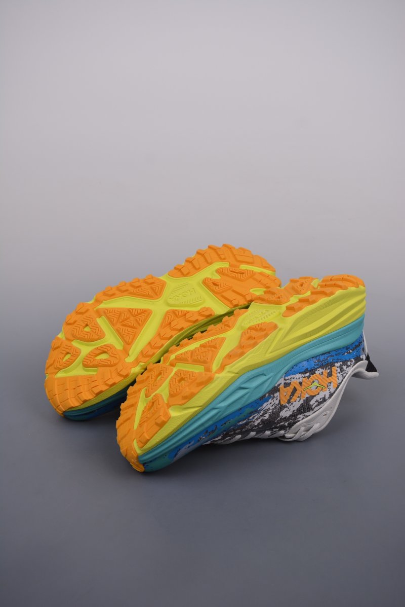 Hoka One One Stinson 7 view