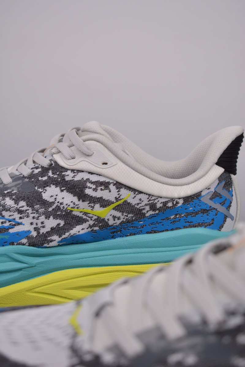 Hoka One One Stinson 7 view