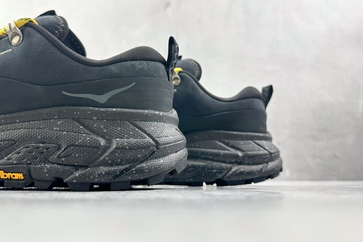 Hoka One One Summit 'Green' view