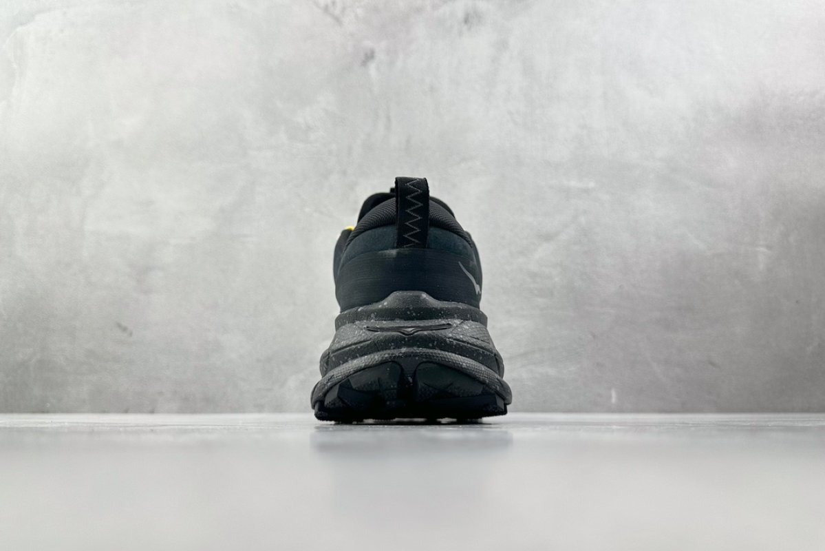 Hoka One One Summit 'Green' view
