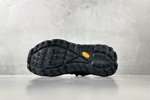Hoka One One Summit 'Green' view 4