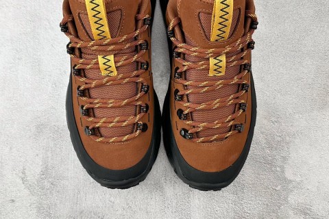 Hoka One One Summit 'Green' view 7