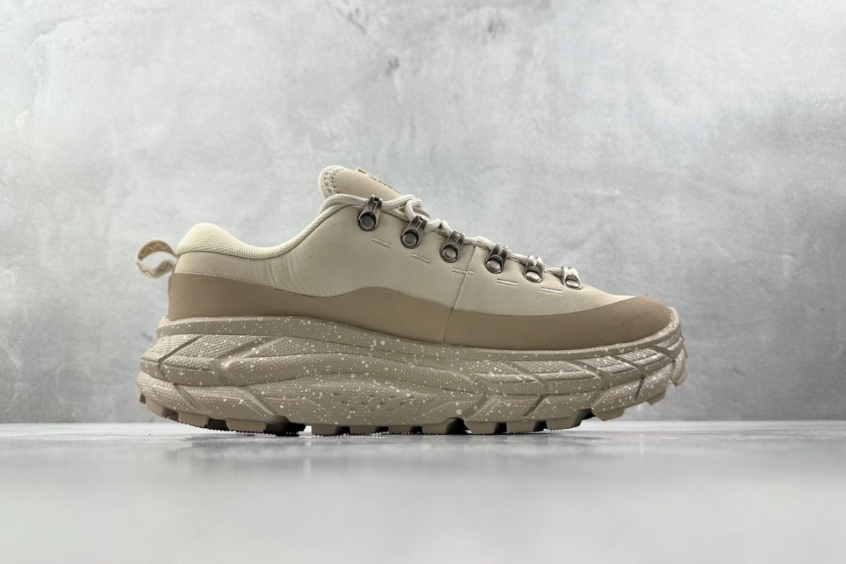 Hoka One One Summit 'Green' view