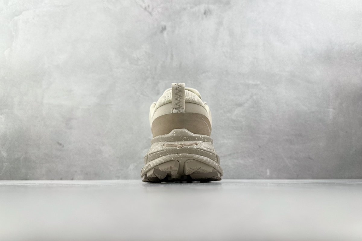 Hoka One One Summit 'Green' view
