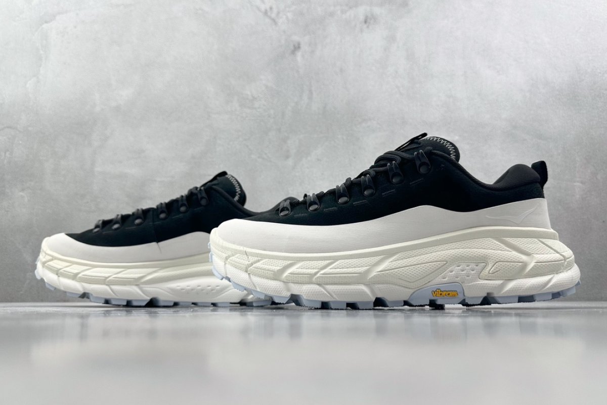 Hoka One One Summit 'Green' view