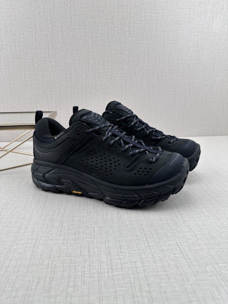 Hoka One One Tor Summit view