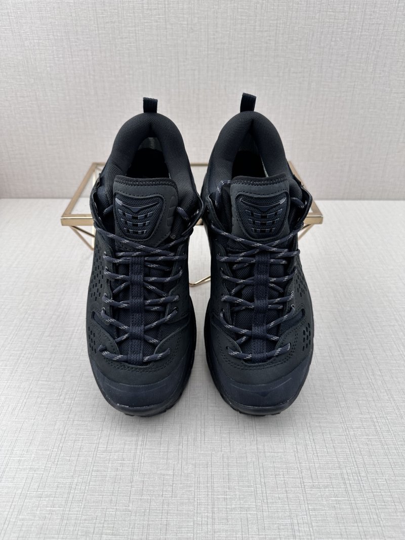 Hoka One One Tor Summit view