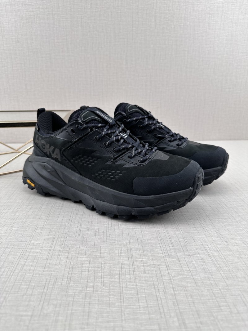 Hoka One One Tor Summit view