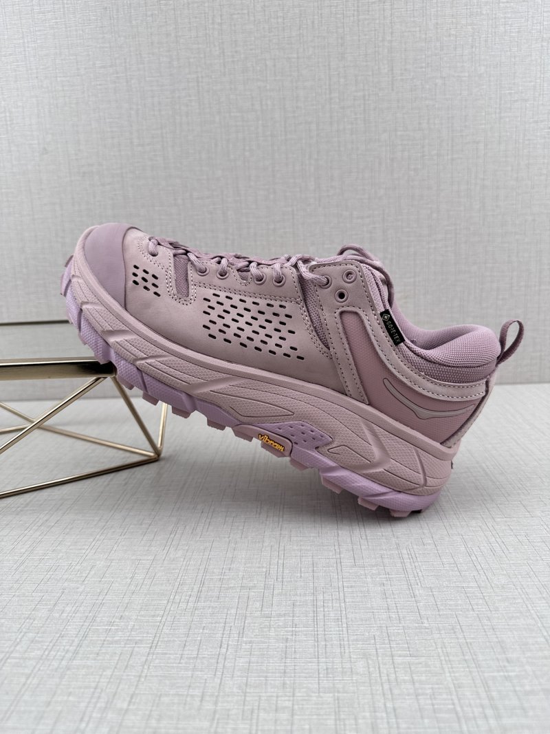 Hoka One One Tor Summit