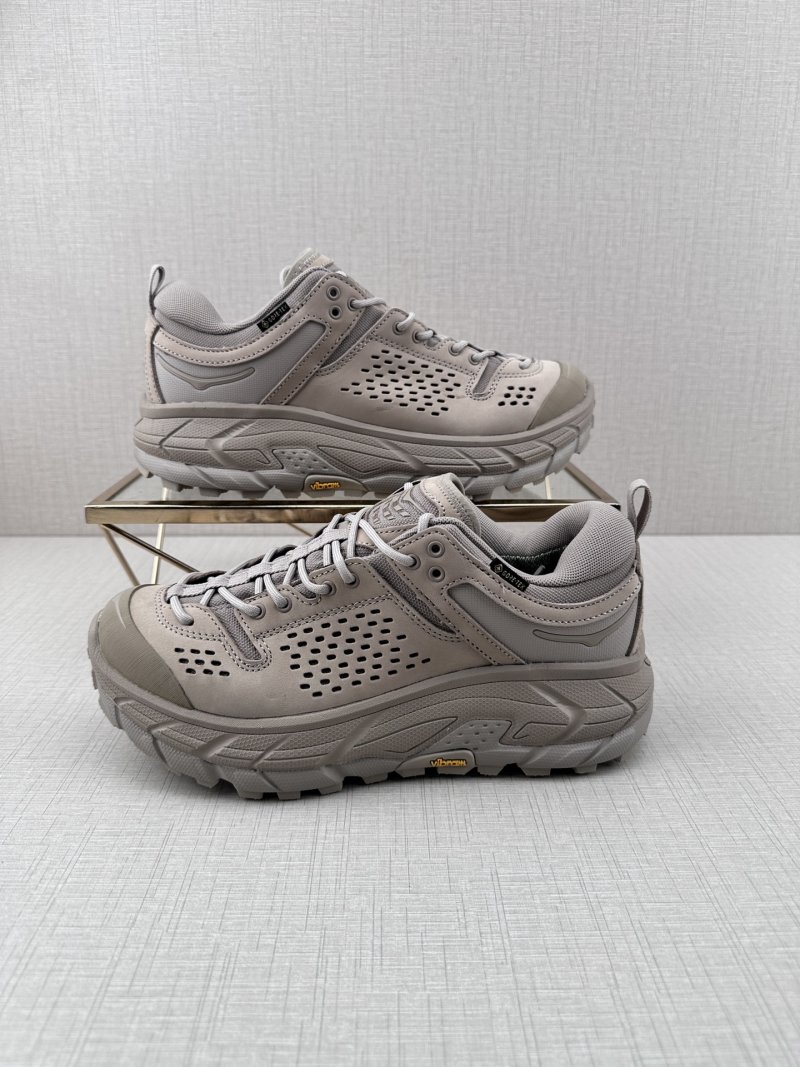 Hoka One One Tor Summit view