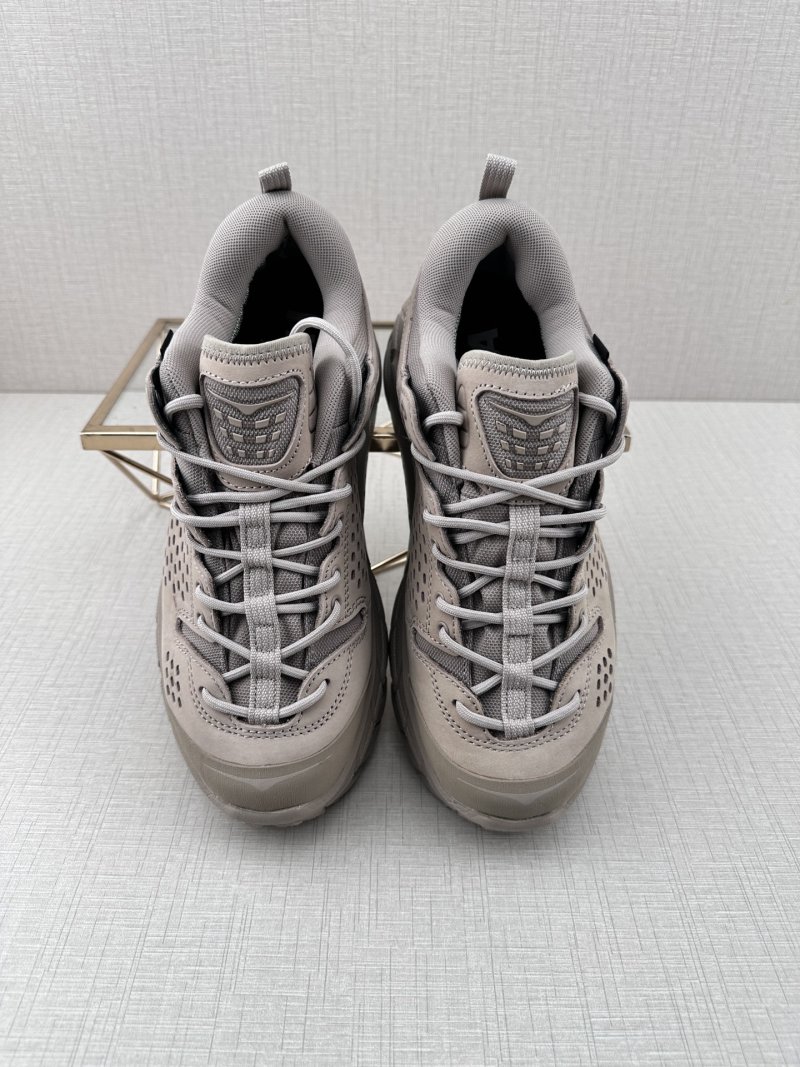 Hoka One One Tor Summit view