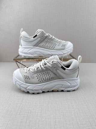 Hoka One One Tor Summit view 4