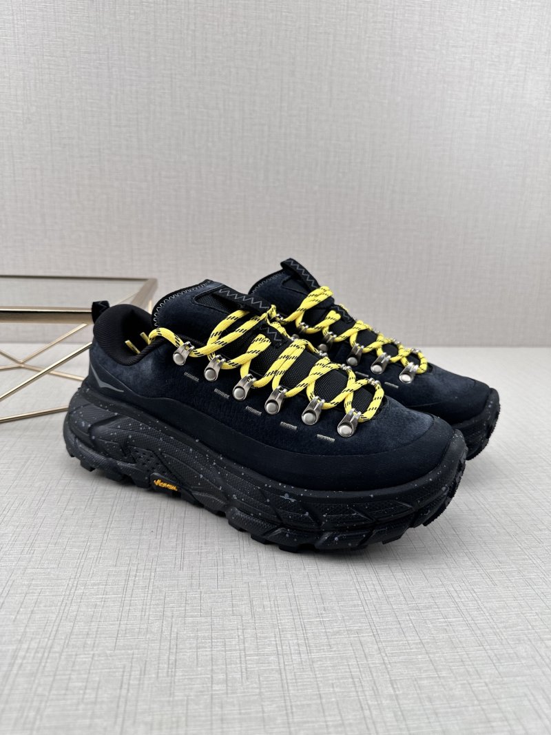 Hoka One One Tor Summit view
