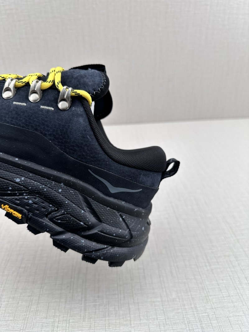 Hoka One One Tor Summit view