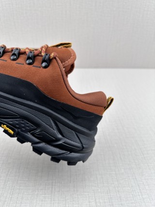 Hoka One One Tor Summit view 8