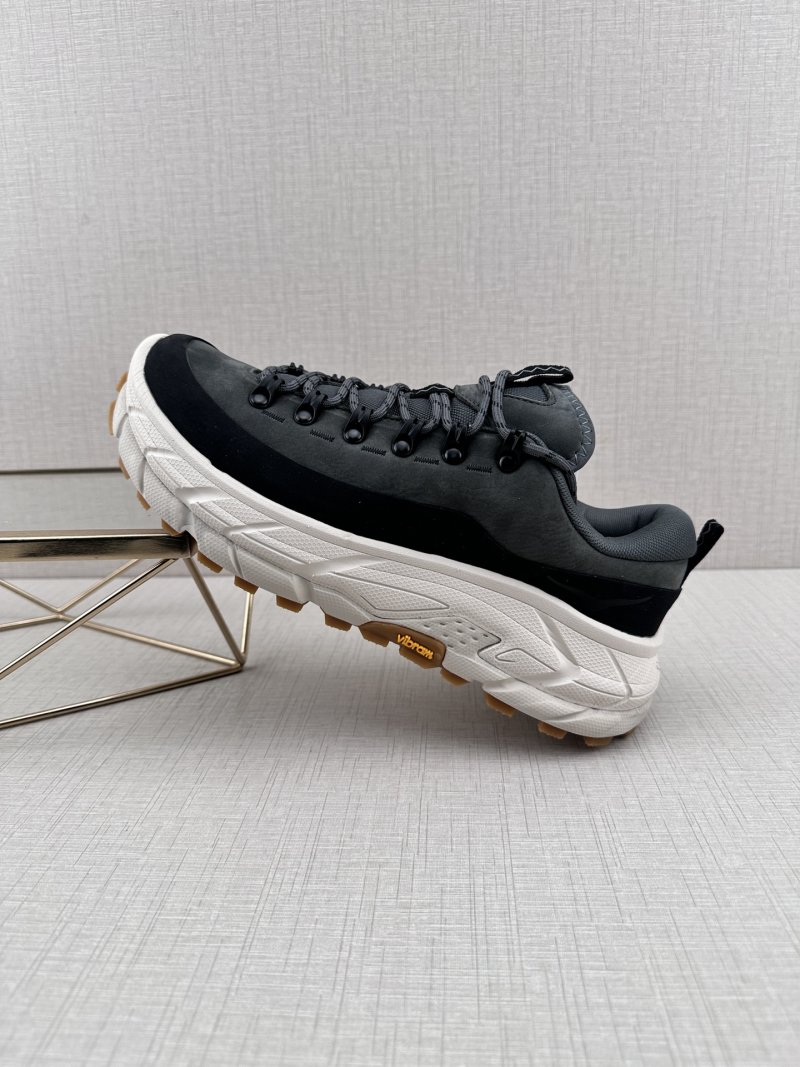 Hoka One One Tor Summit