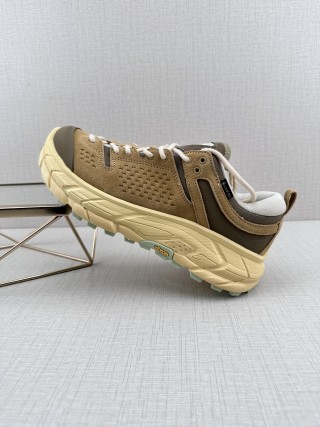 Hoka One One Tor Summit view 1