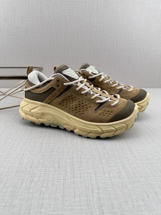 Hoka One One Tor Summit view 3