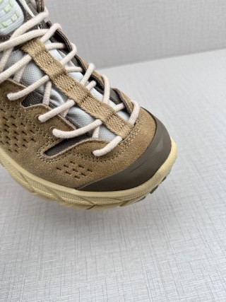 Hoka One One Tor Summit view 7