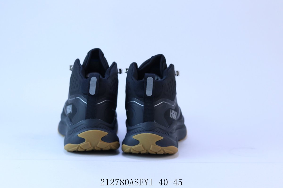 Hoka Transport Hike GTX view