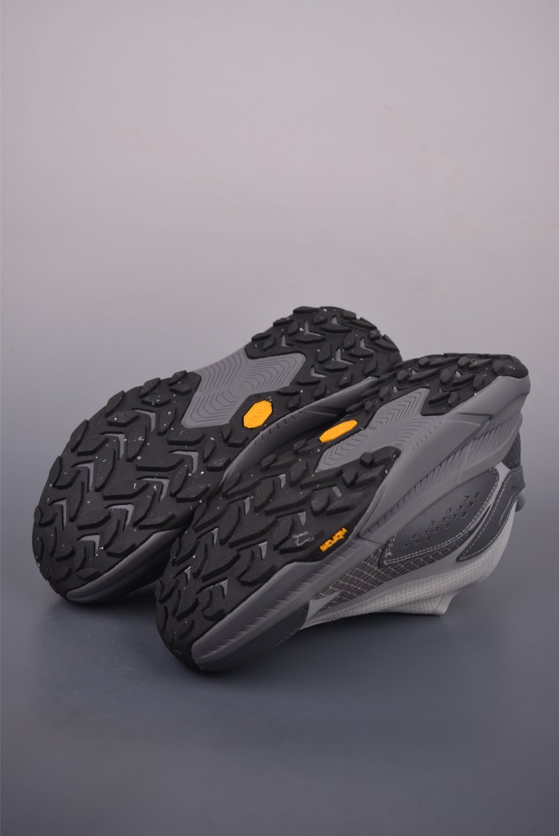 Hoka Mafate Speed 4 view