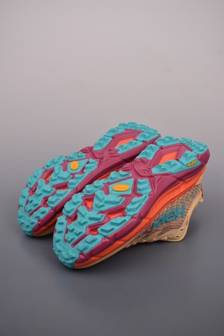 Hoka Mafate Speed 4 view 3