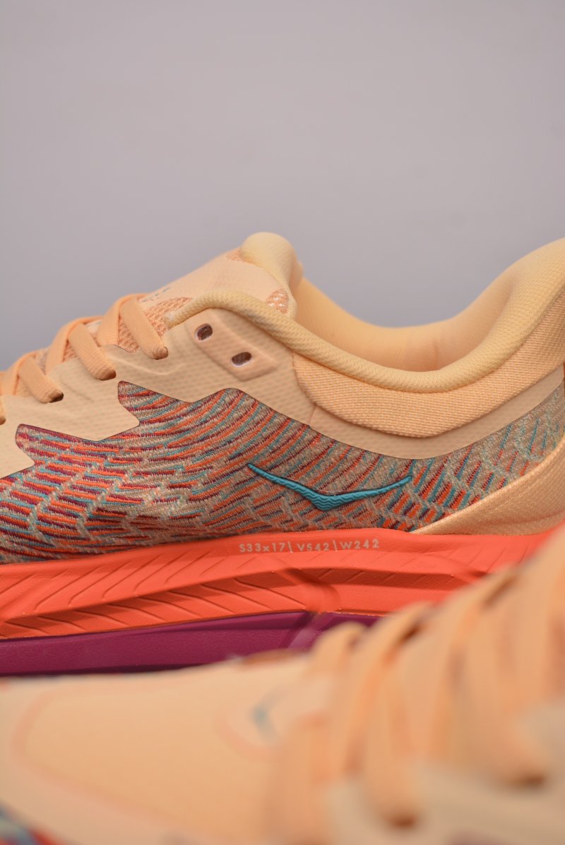 Hoka Mafate Speed 4 view