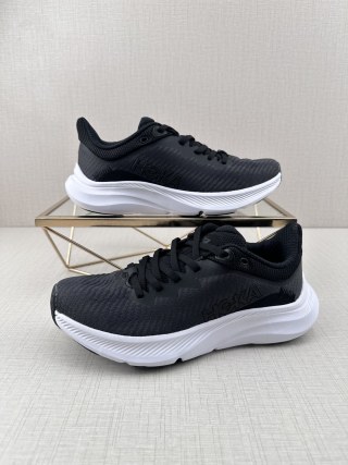 Hoka Soli Mar TT11 'Black / White' view 4