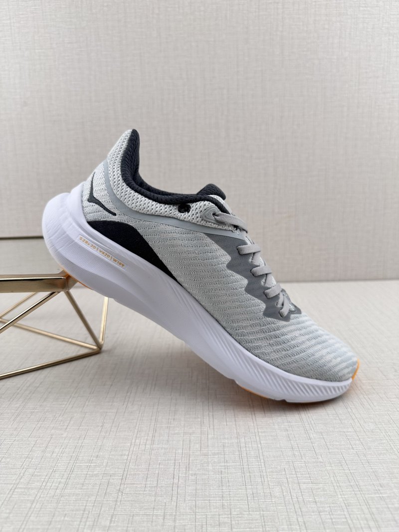 Hoka Soli Mar TT11 view