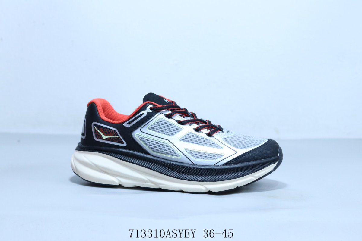 Hoka Clifton One 9