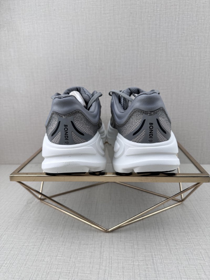 Hoka Bondi 9 Wide 'Grey' view