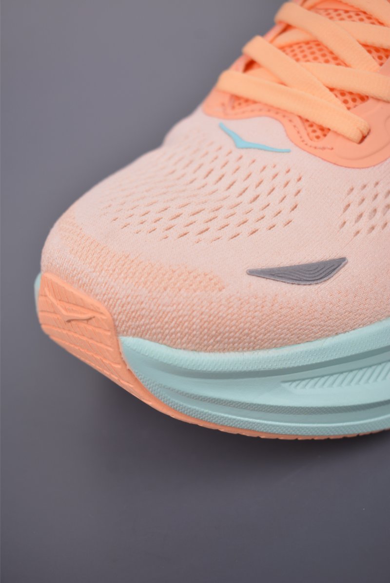 Hoka Bondi 9 view