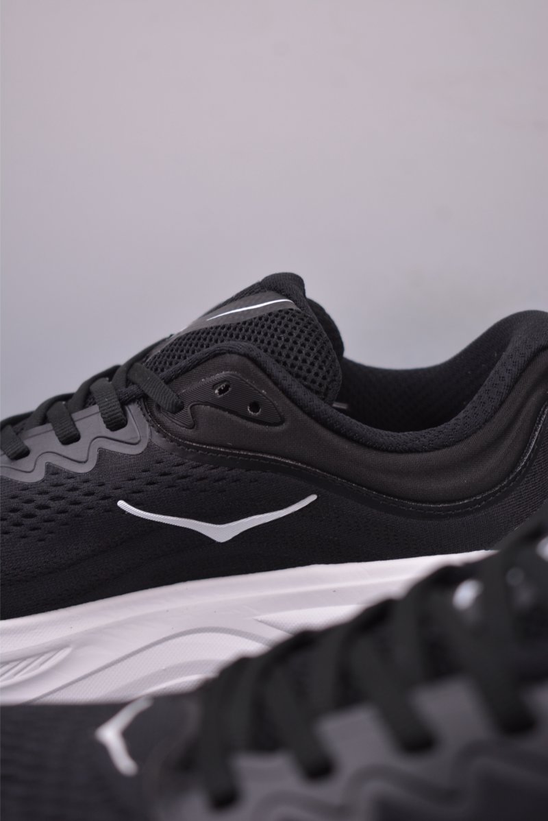 Hoka Bondi 9 Wide view