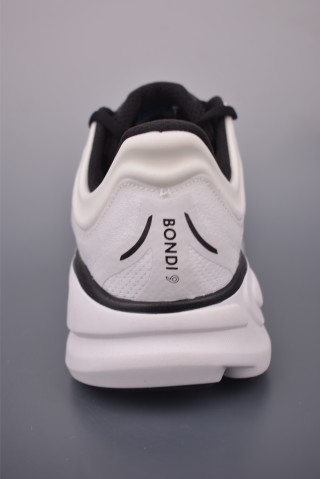 Hoka Bondi 9 Wide view 4