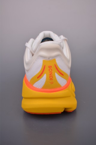 Hoka Bondi 9 Wide view 13
