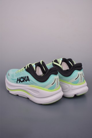 Hoka One Bondi 9 Wide view 2