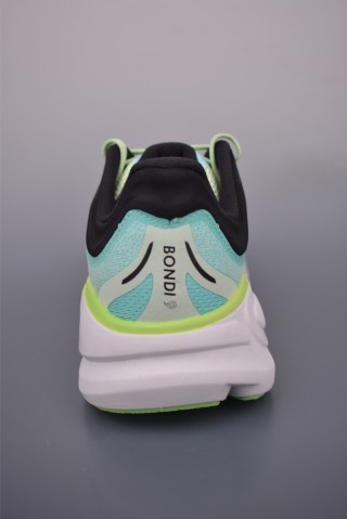 Hoka One Bondi 9 Wide view 4