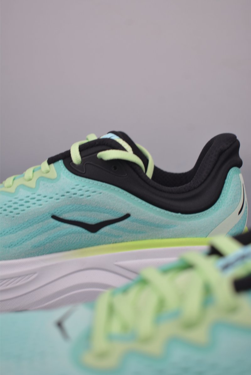 Hoka One Bondi 9 Wide view