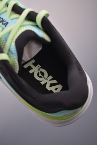 Hoka One Bondi 9 Wide view 9