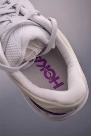 Hoka One Bondi 9 Wide view 9