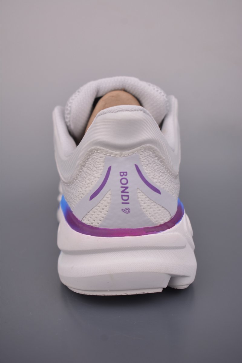 Hoka One Bondi 9 Wide view