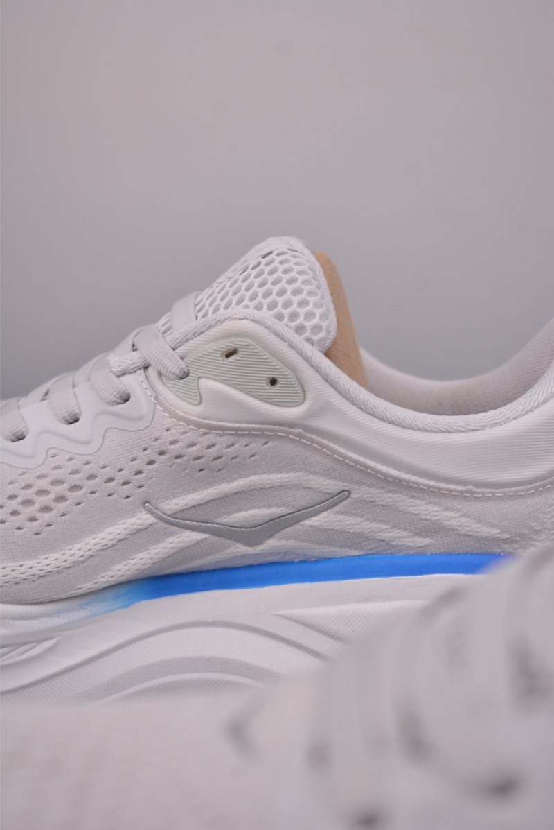 Hoka One Bondi 9 Wide view